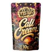 Cali Cream 50% THCA, hash static avec emballage Herbz sur fond noir